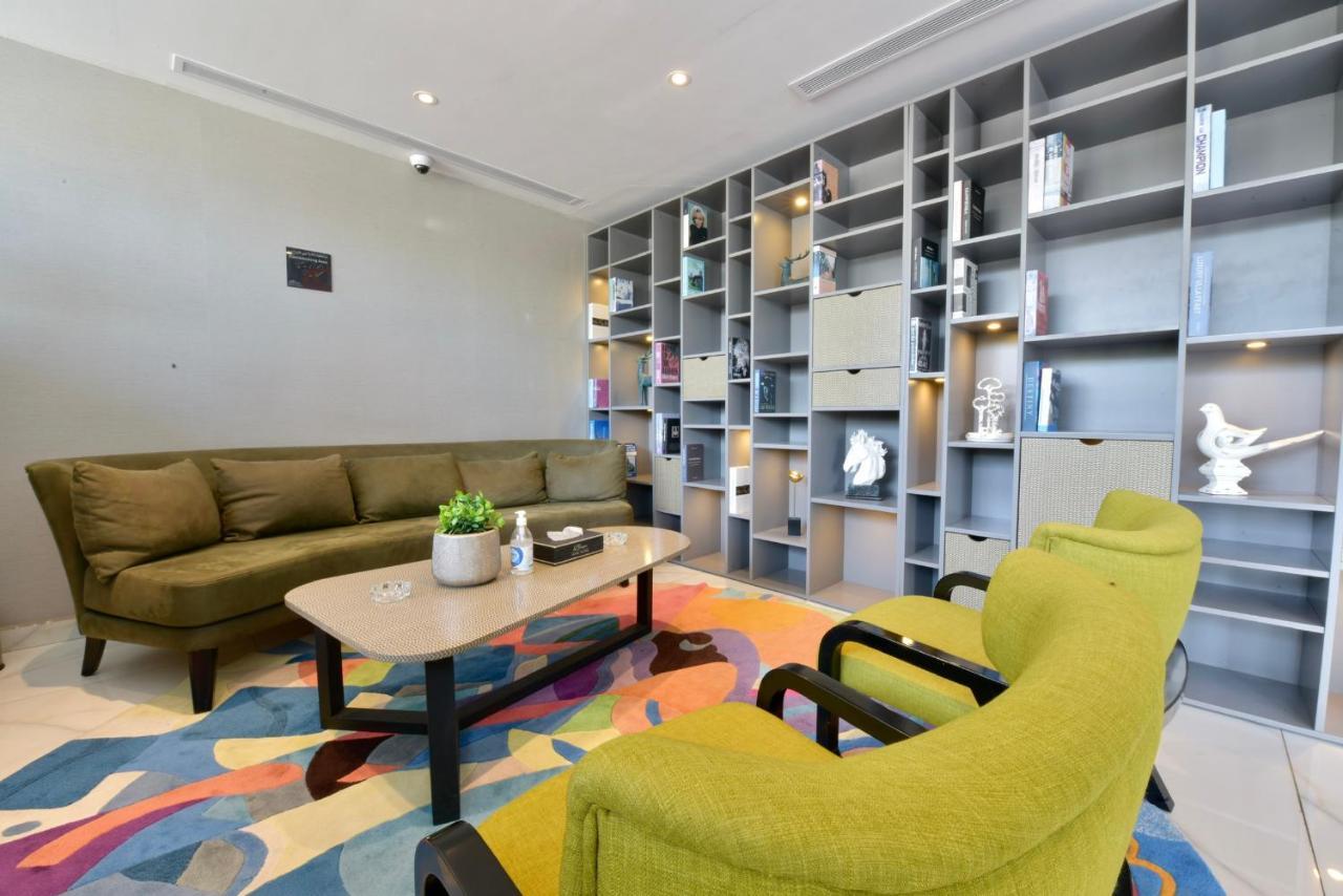 Bram Aparthotel